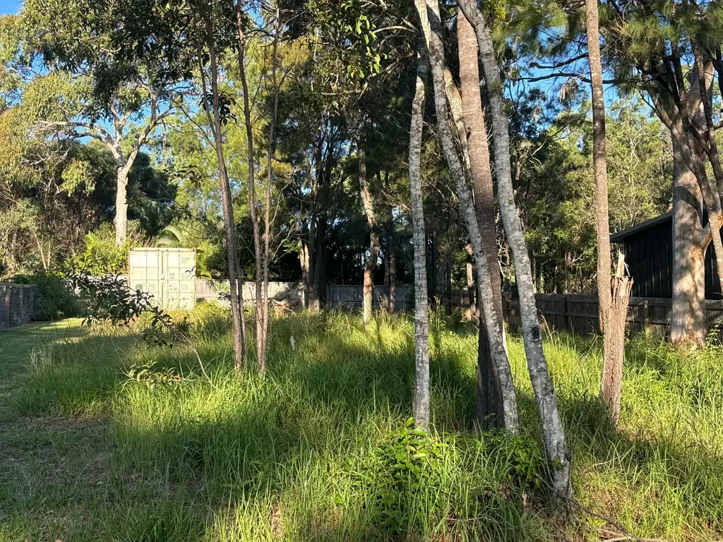 Macleay Island Semi Cleared on the High side of the Street
