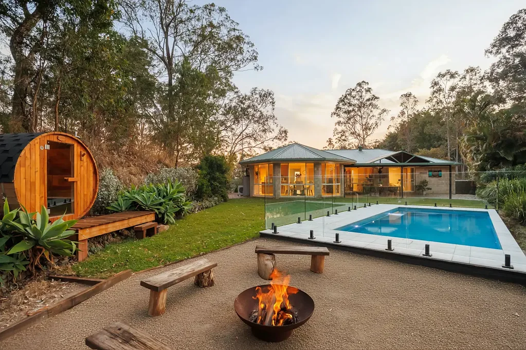 201 Pacey Road, Upper Brookfield, QLD 4069