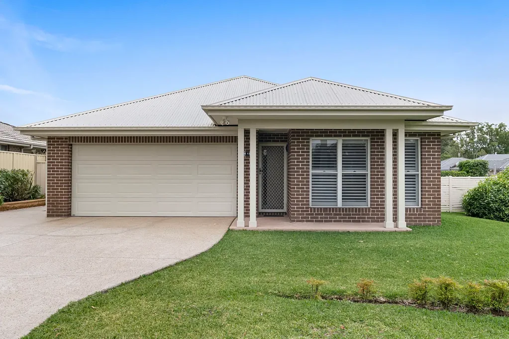 Morisset 3Kwarto MODERN HOME IN GREAT LOCATION