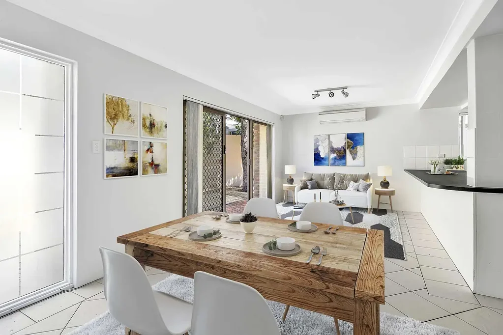 MODERN TOWNHOUSE IN CONVENIENT LOCATION