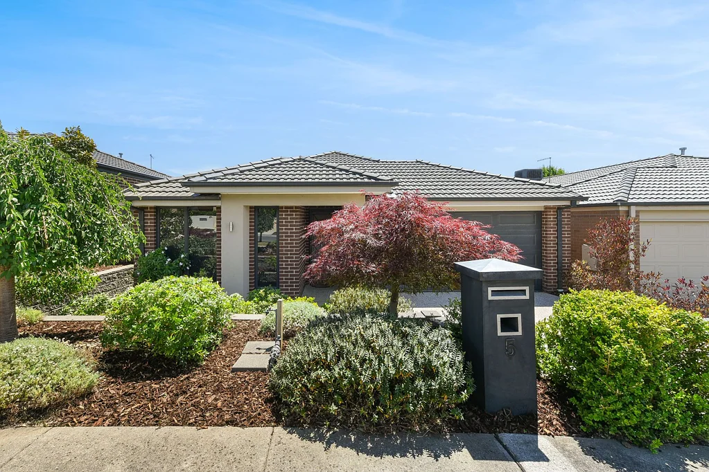 5 Nutmeg Close, Berwick, VIC 3806
