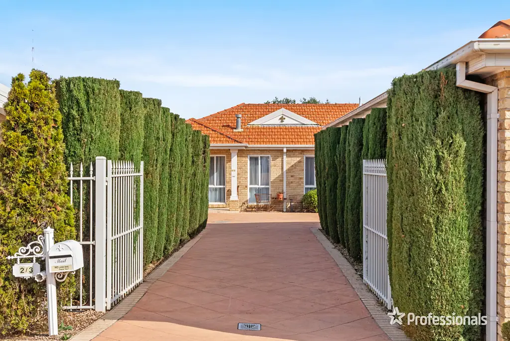 2/3 Hume Drive, Delahey, VIC 3037