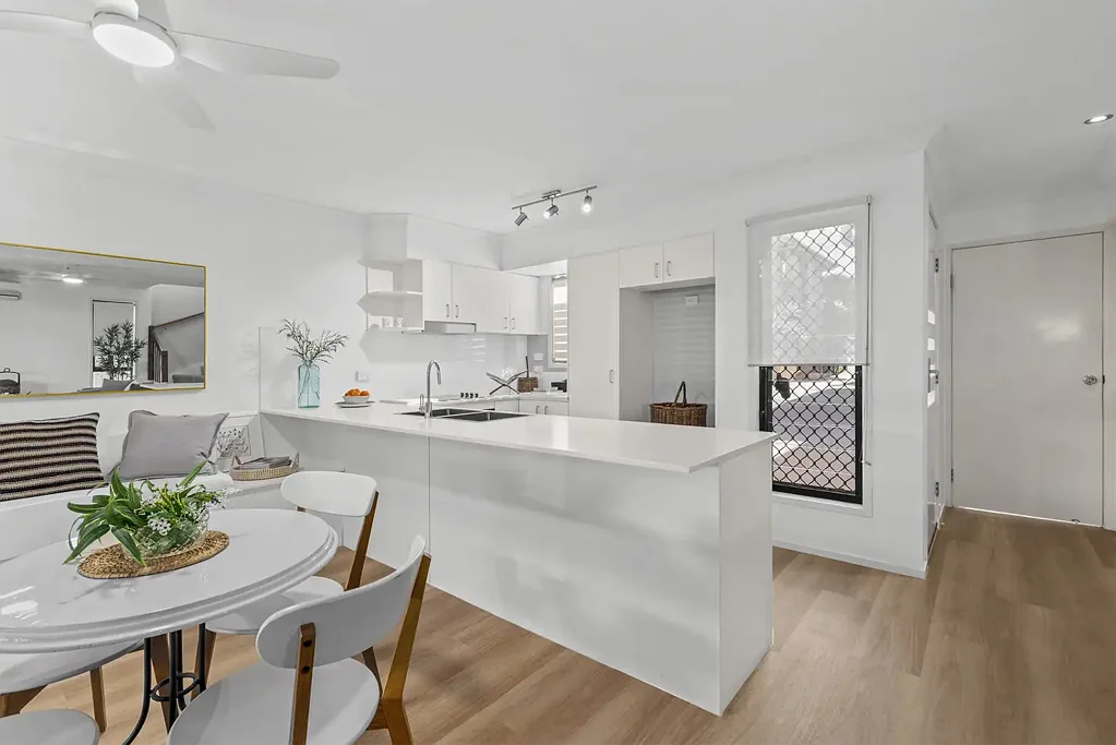 Kedron 3غرفة نوم Beautifully renovated 3-Bed Townhouse in Kedron!