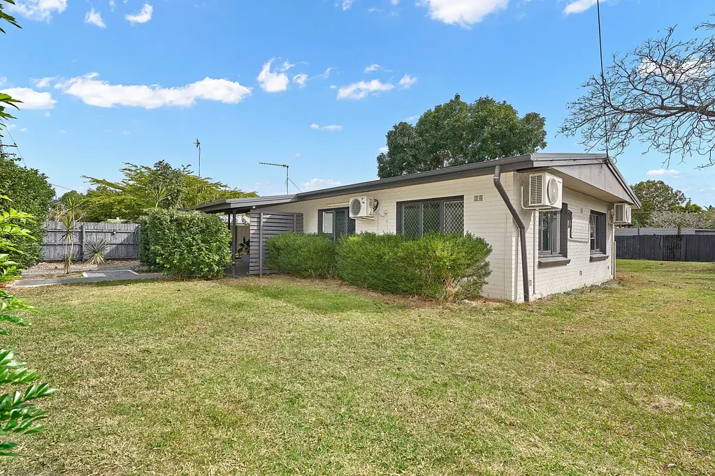 29 Oleander Street, Holloways Beach, QLD 4878
