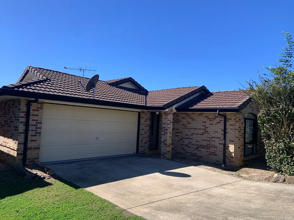 Family home with yard maintenance included