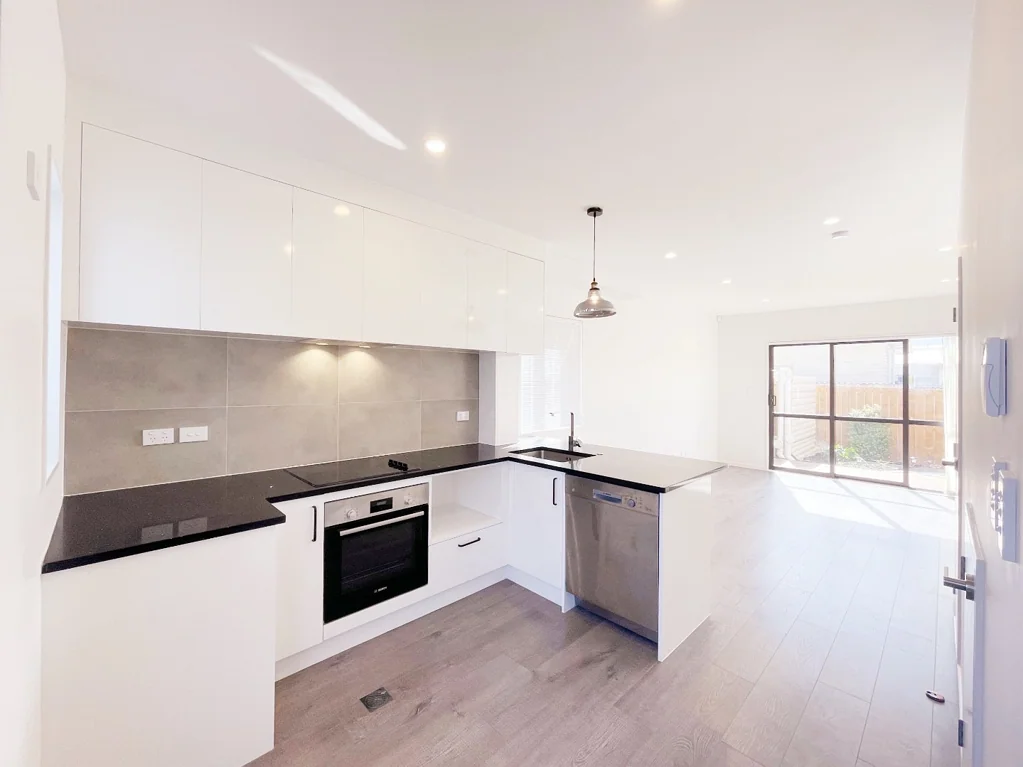 Modern & Stylish + Low-maintenance!