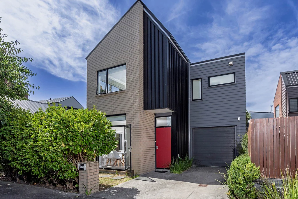 2 Rarahu Road, Hobsonville, Waitakere City, Auckland