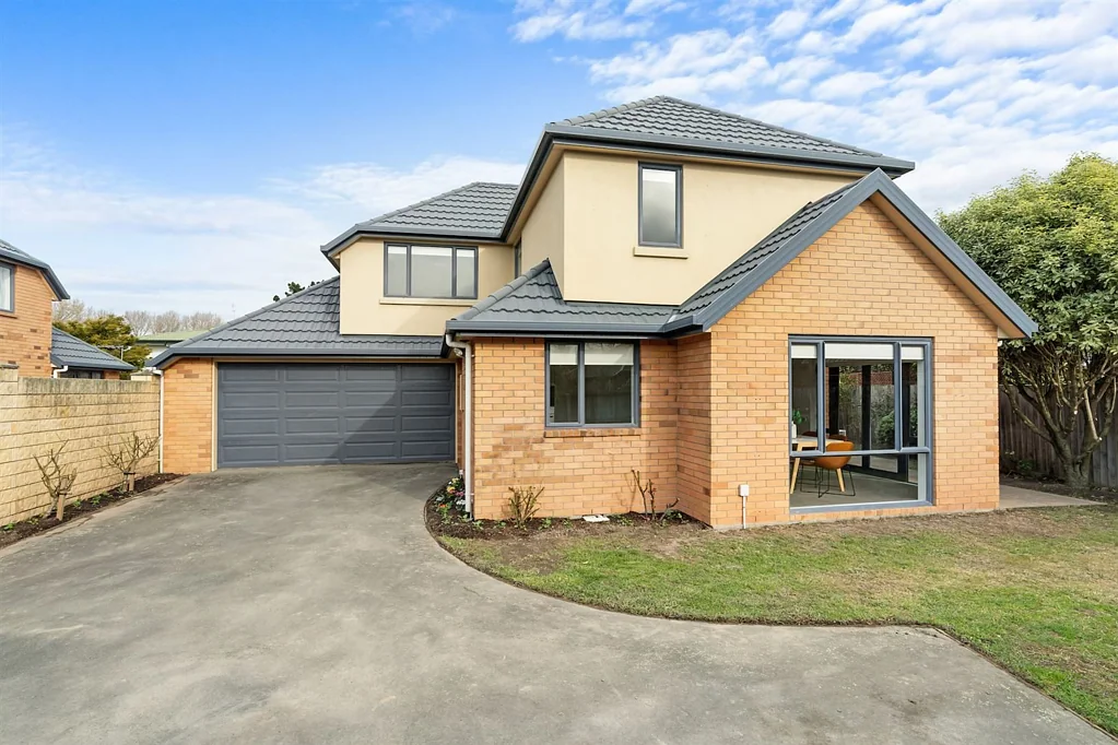 32 Berkshire Drive, Avonhead, Christchurch, Canterbury