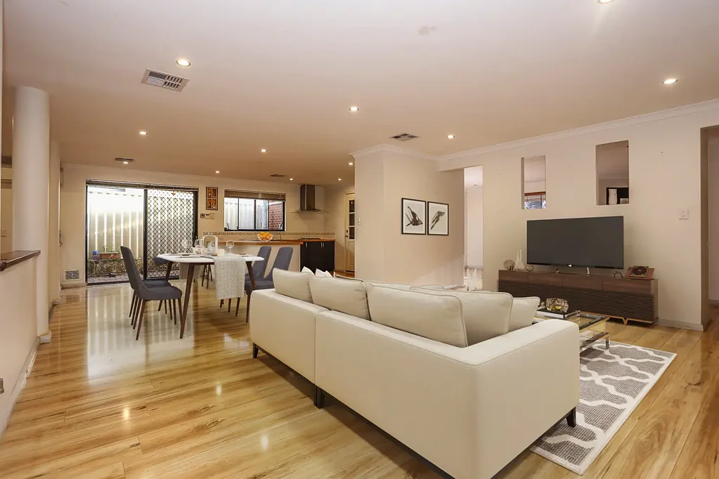 Beautiful home in Currambine!