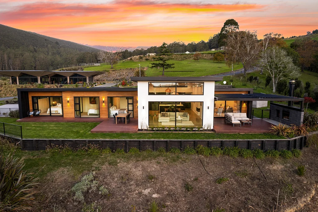 Waitati 3房  Designed for Living, Positioned for Lifestyle