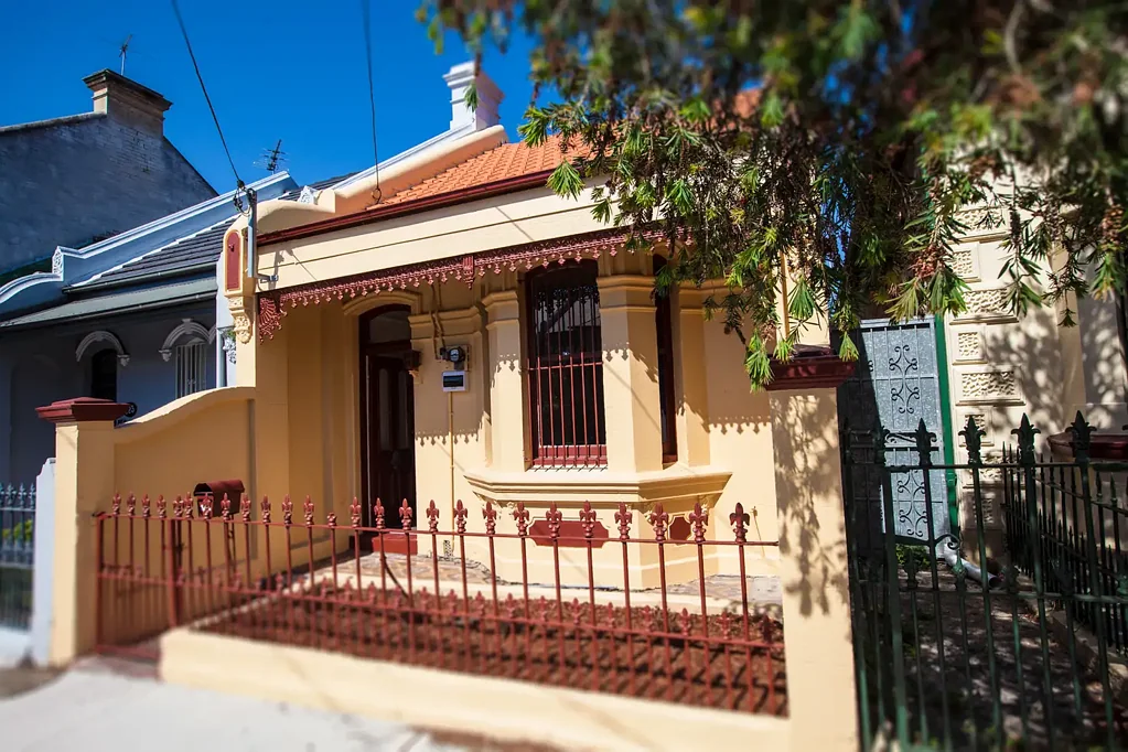 Captivating Three Bedroom House in Quite Locale