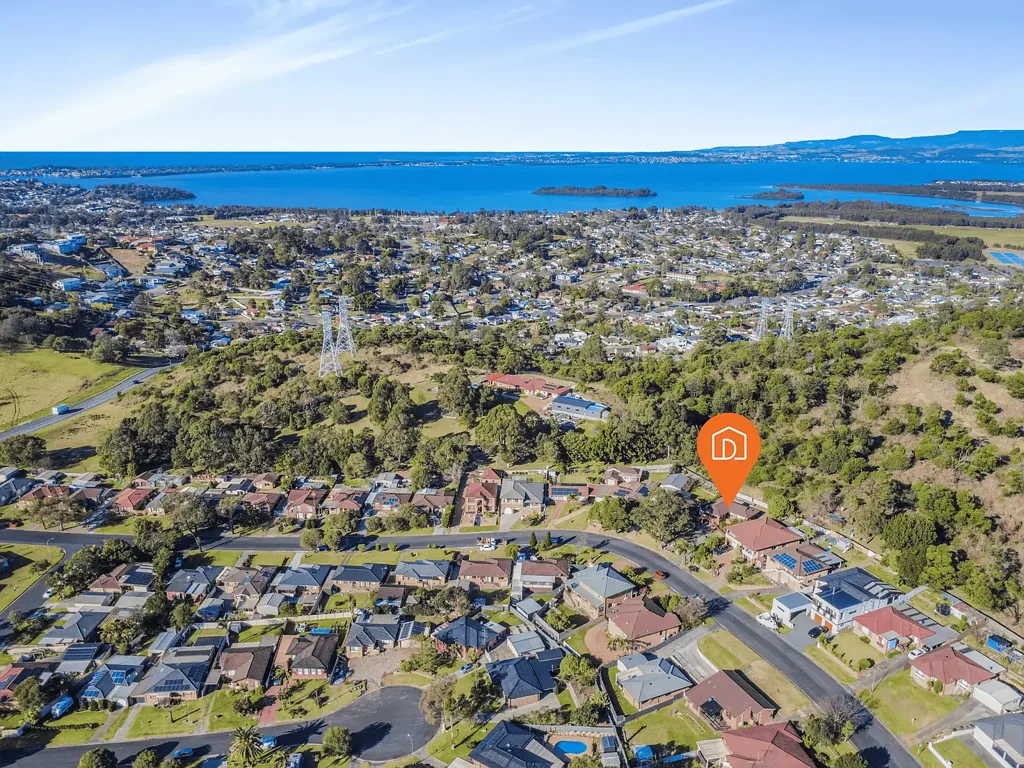 37 Hopman Crescent, Berkeley, NSW 2506