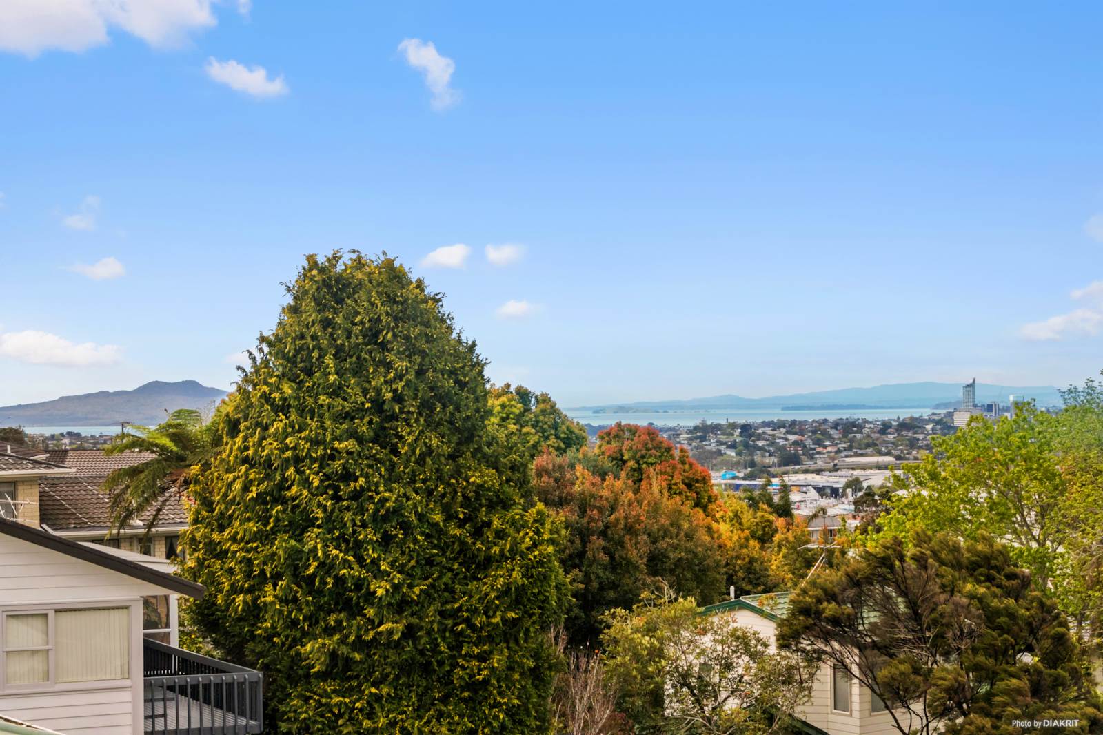 15 Target Road, Totara Vale, Auckland - North Shore, 5 habitaciones, 0 baños