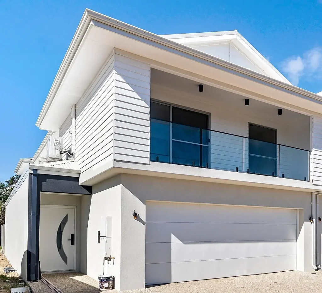 Falcon 4ਬੈੱਡਰੂਮ Stunning Architecturally Designed Dual-Living