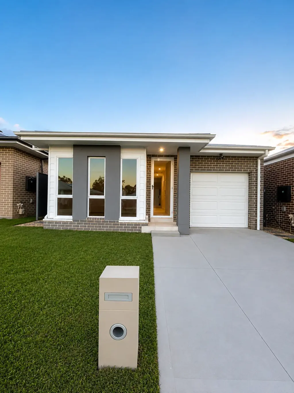 Brand New 4 Bedroom Home in Prime Austral Location