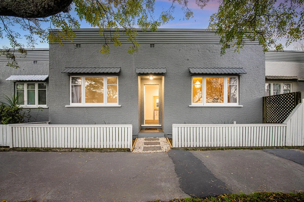 2/1103 Great North Road, Point Chevalier, Auckland City, Auckland