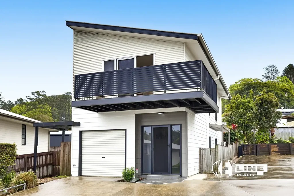 Nambour 3कमरा Rare Find - Stand Alone Townhouse, New Price