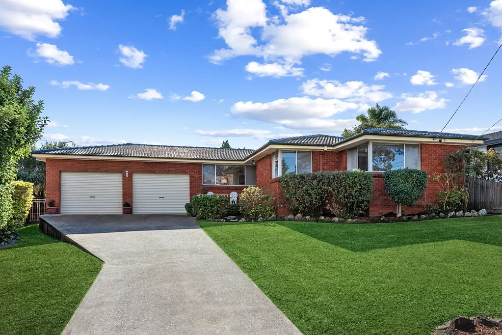 8 Lloyd George Avenue, Winston Hills, NSW 2153