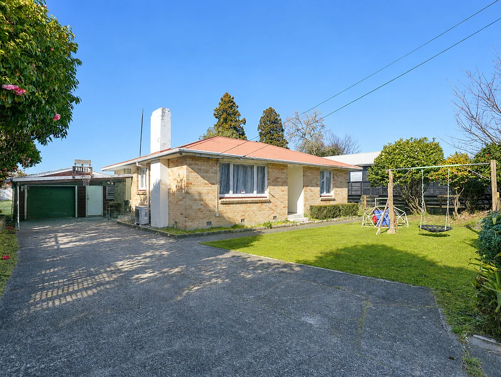 Mangakakahi 2房  Solid Brick Home on 1,011sqm