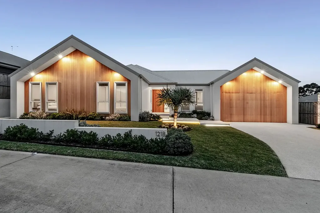 Wilberforce 4 Bedroom A Private Resort-Inspired Retreat with Designer Flair