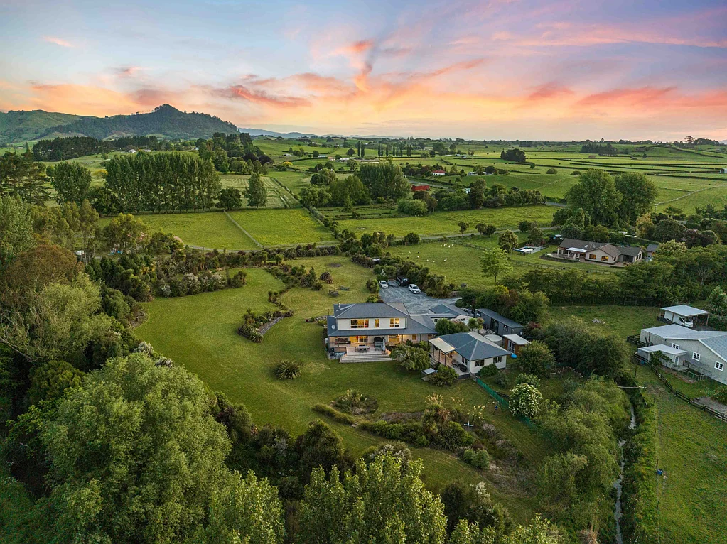 Tauwhare Dual Living, space, serenity and location