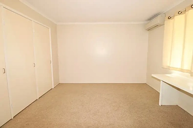 33 Sutton Street, Mount Isa, QLD 4825, 4 slaapkamers, 2 badkamers, House