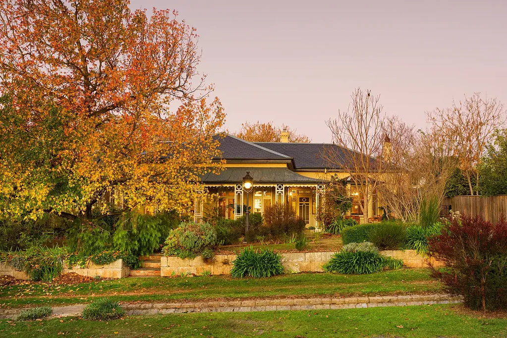 Castlemaine 4غرفة نوم A Grand Victorian. Waverley c1864