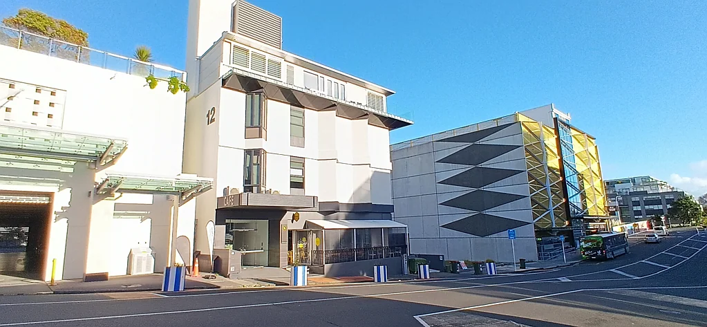 Takapuna  Takapuna Office Huron Street