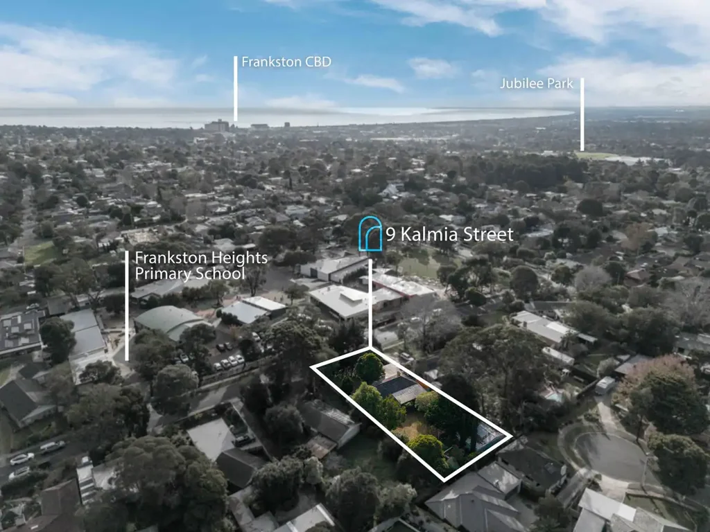 Frankston 4બેડરૂમ Develop, Subdivide or Land Bank | 1,191sqm (approx.)