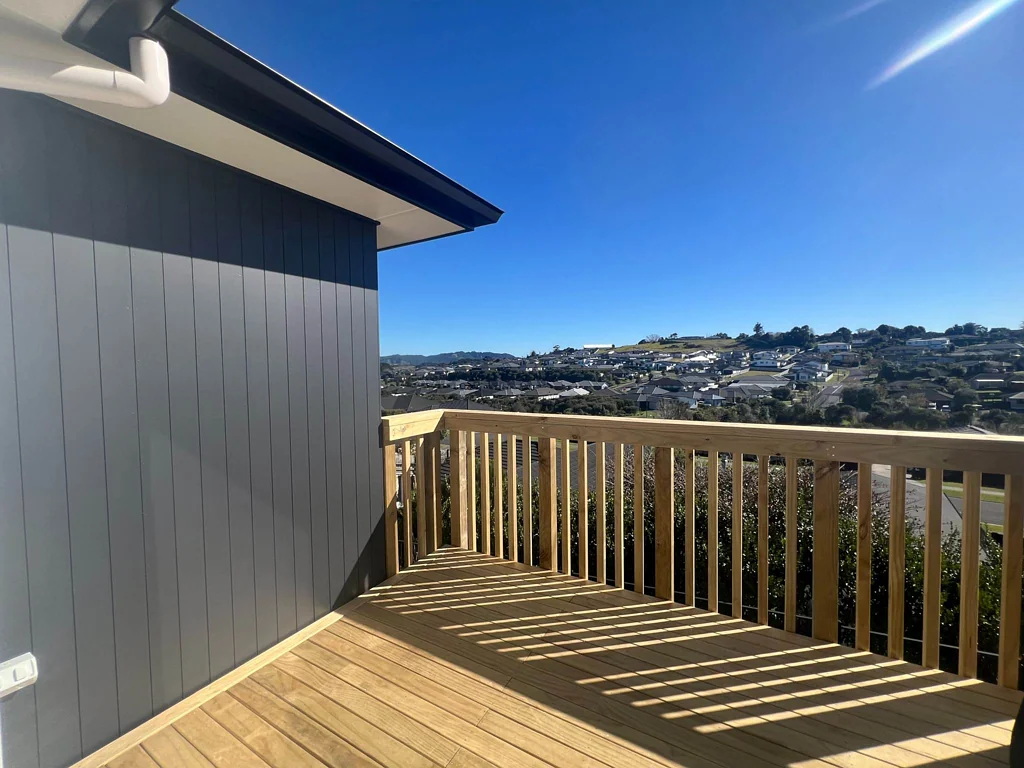 STUNNING RENTAL AT THE TOP OF THE HILL!