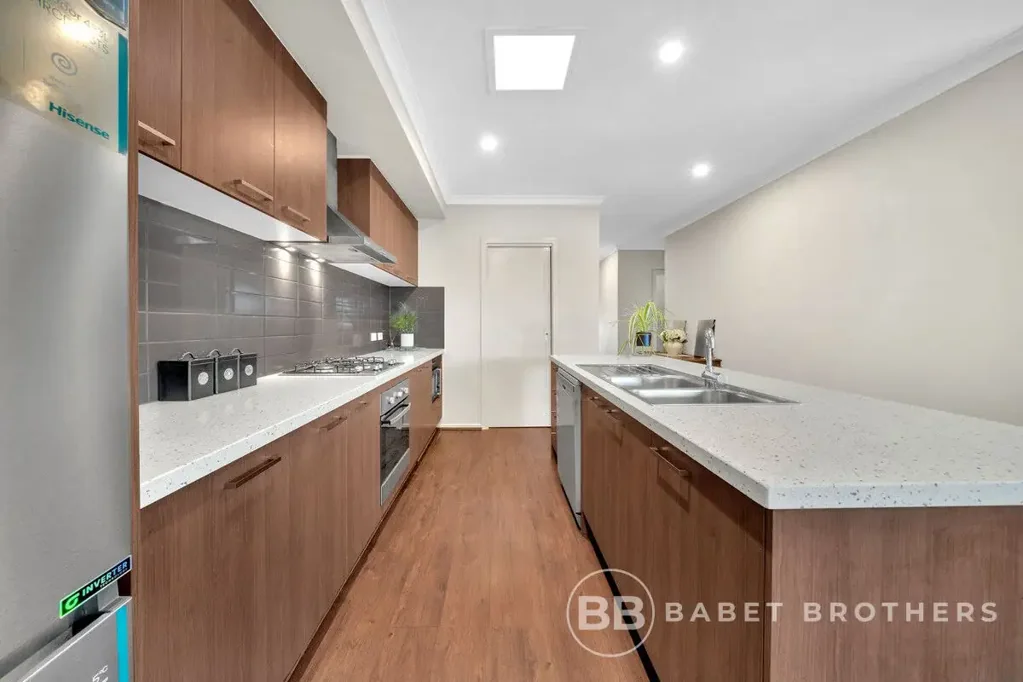 Cranbourne North 3Zimmer “Lifestyle at Your Doorsteps"-Nest or Invest