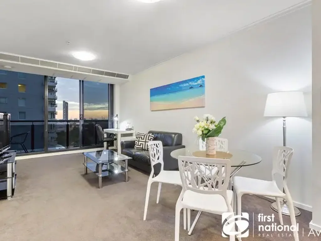 Southbank 1房 优越地段 海滨瑰宝 现代化厨卫 设施齐全 顶级生活配套 阳台景观 优雅卧室 镜面衣柜 Large 1 bedroom apartment at Vue Grande!