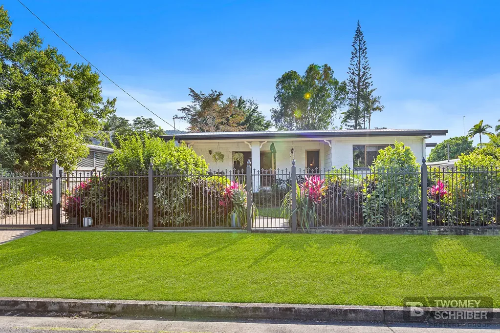Comfortable Home in Leafy Whitfield