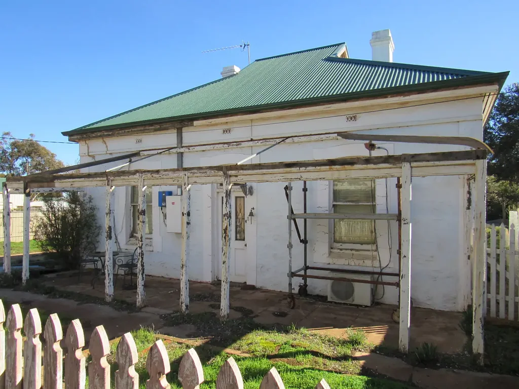 35 Bourke Street, Peterborough, SA 5422