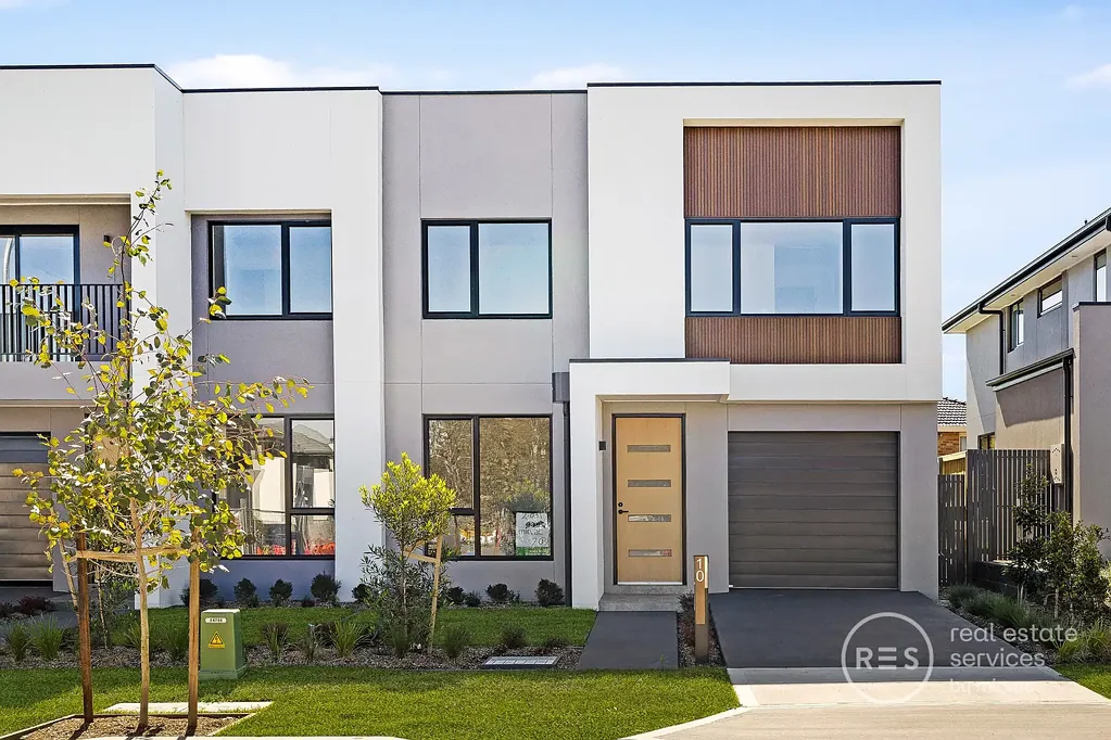 Brand New 3 Bedroom Home in Milperra, Riverlands by Mirvac