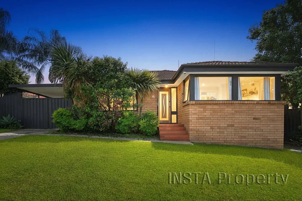16 Elgin Avenue, St Andrews, NSW 2566