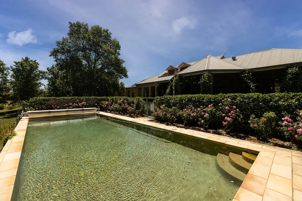Mudgee 4 Bedroom Architect-Designed Grandeur in Mudgee's Premier Locale