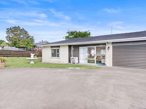 Sunnyhills 2房  Comfortable Brick & Tile – Live or Invest!