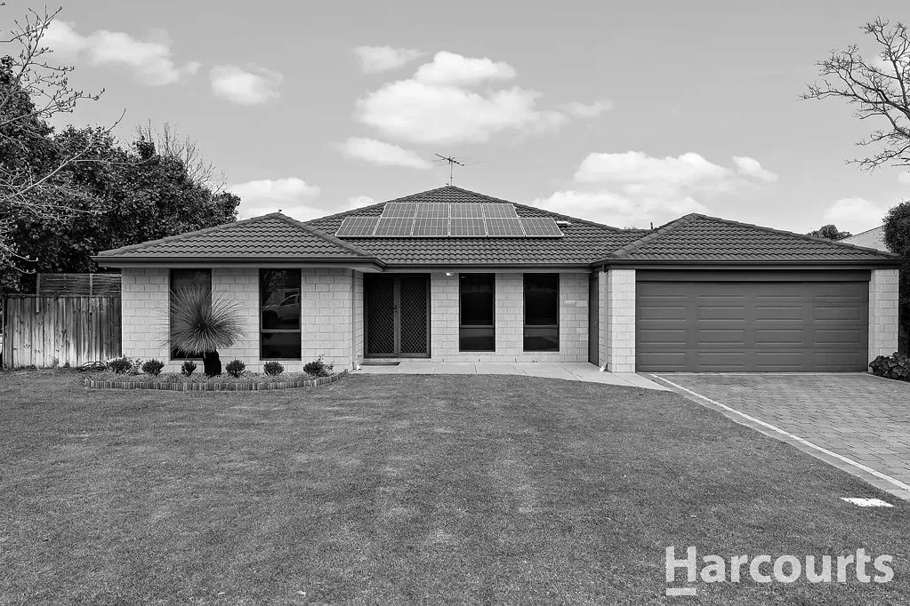 16 Otago Pass, Meadow Springs, WA 6210