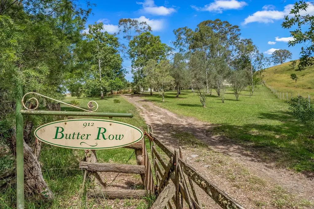 Gloucester 4房  Relax, Live, Grow - Your Peaceful Lifestyle Awaits on 22 Acres