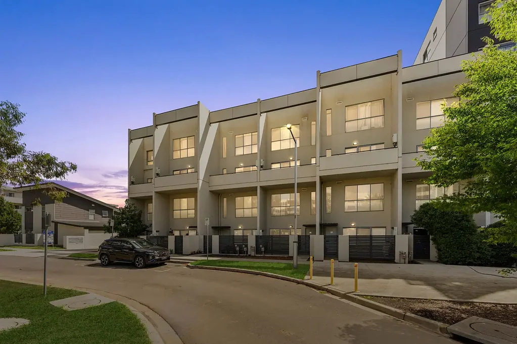 Franklin 3房  Contemporary Living Prime Location