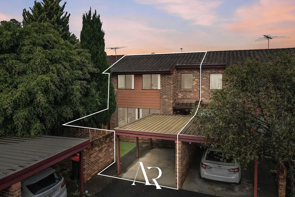 4/6 Jacquinot Place, Glenfield, NSW 2167