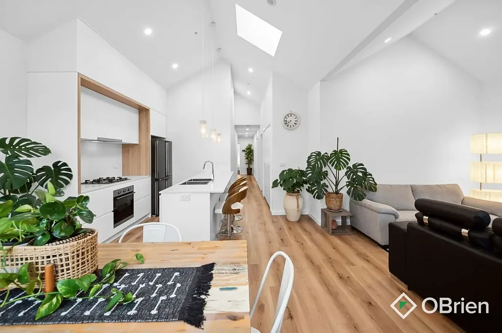 203/147 Beach Street, Frankston, VIC 3199