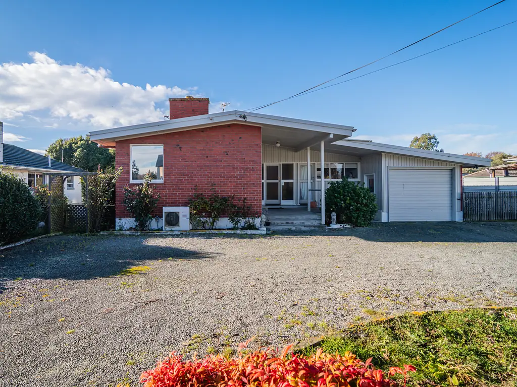 Winchester 5 Bedroom Looking for space