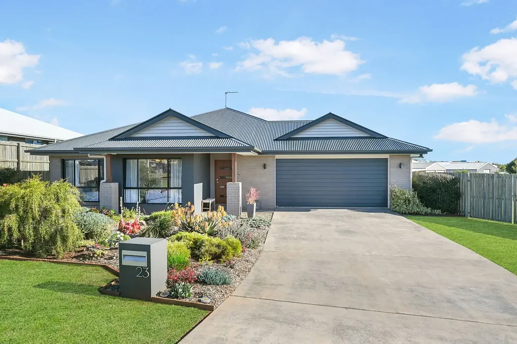 Address Withheld, Kleinton, QLD 4352