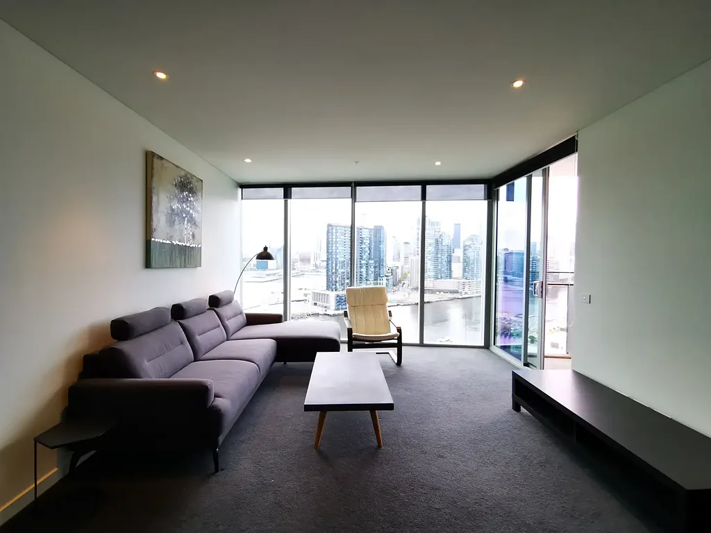 Fully Furnished Luxurious Apartment with Stunning Waterfront Views