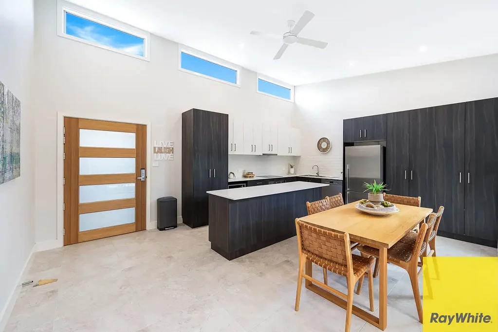 2/30 King Street, Umina Beach, NSW 2257