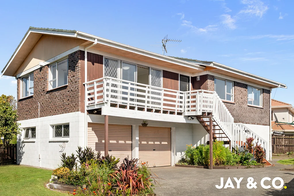 26 Challen Close, Conifer Grove, Papakura, Auckland