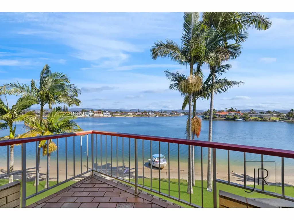 Top Floor Unit with Uninterrupted Water Views