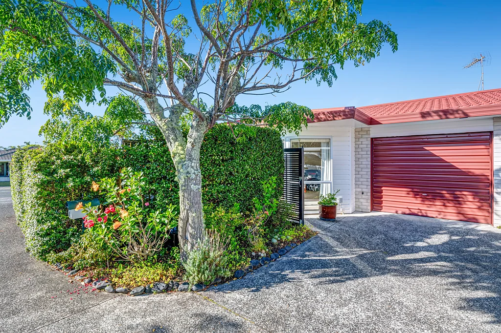130A Lakeside Drive, Orewa, Rodney, Auckland